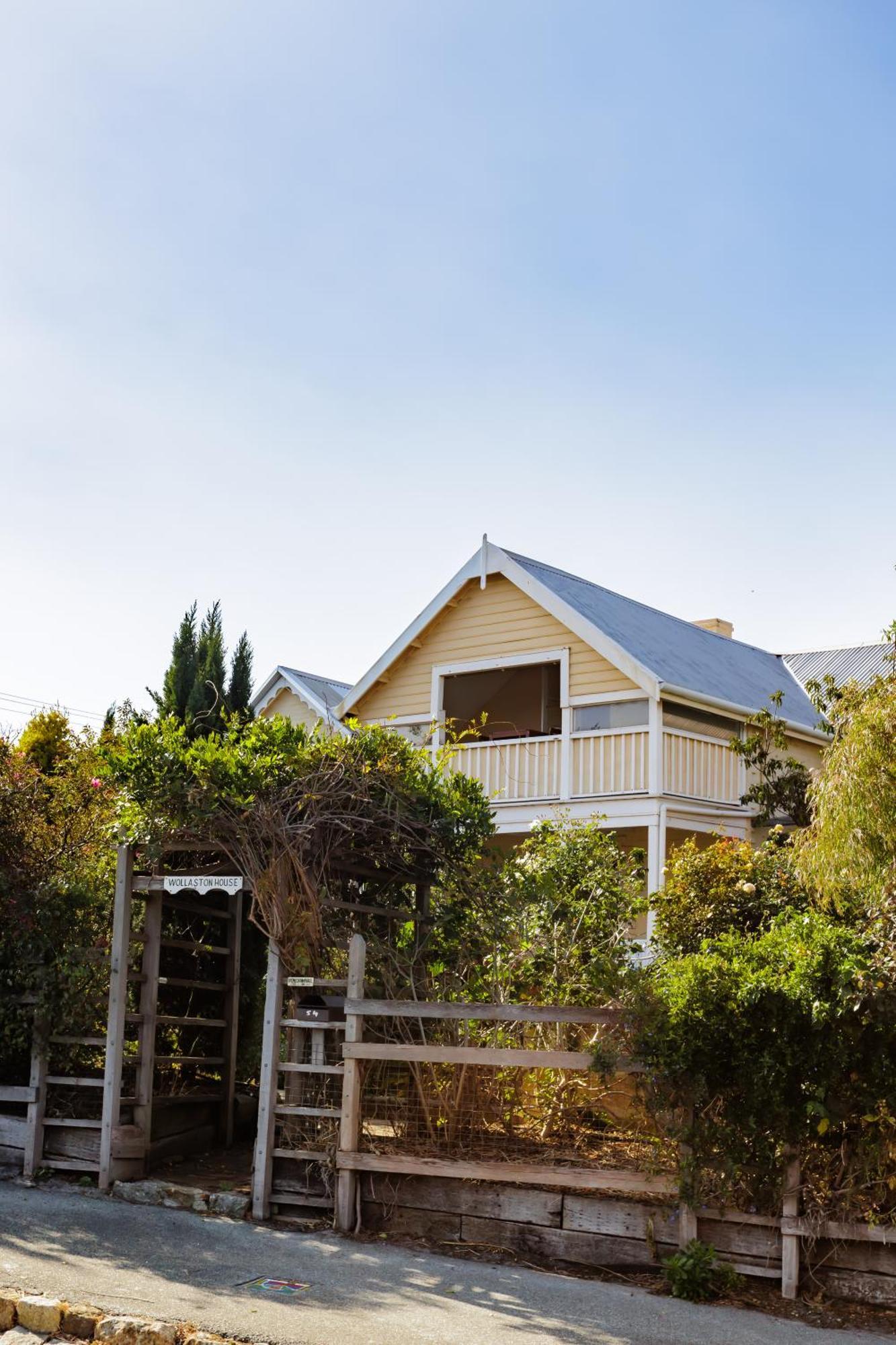 אולבני Wollaston House By The Bnb Collection מראה חיצוני תמונה
